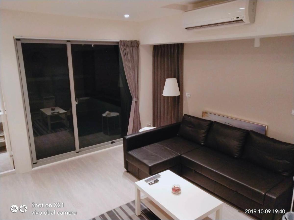 想想逢甲 Shine Residence Taichung Exteriör bild