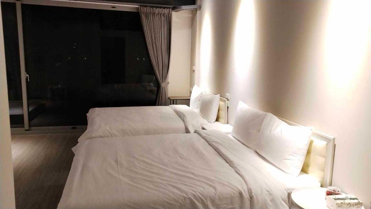 想想逢甲 Shine Residence Taichung Exteriör bild