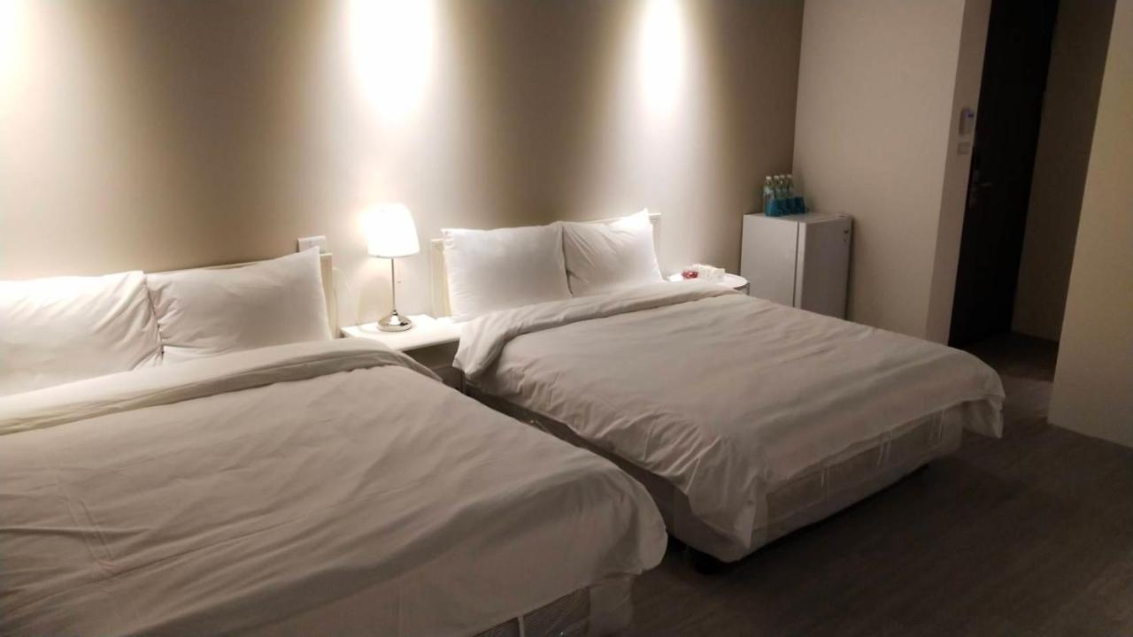 想想逢甲 Shine Residence Taichung Exteriör bild