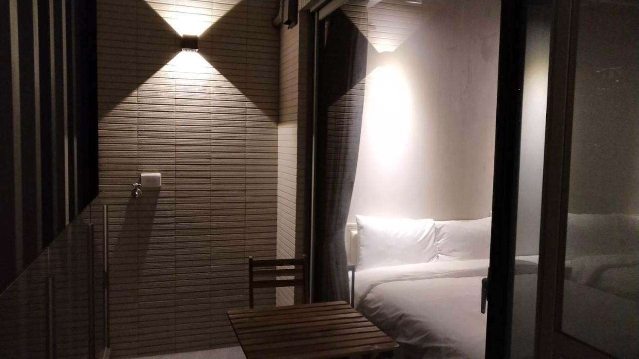想想逢甲 Shine Residence Taichung Exteriör bild